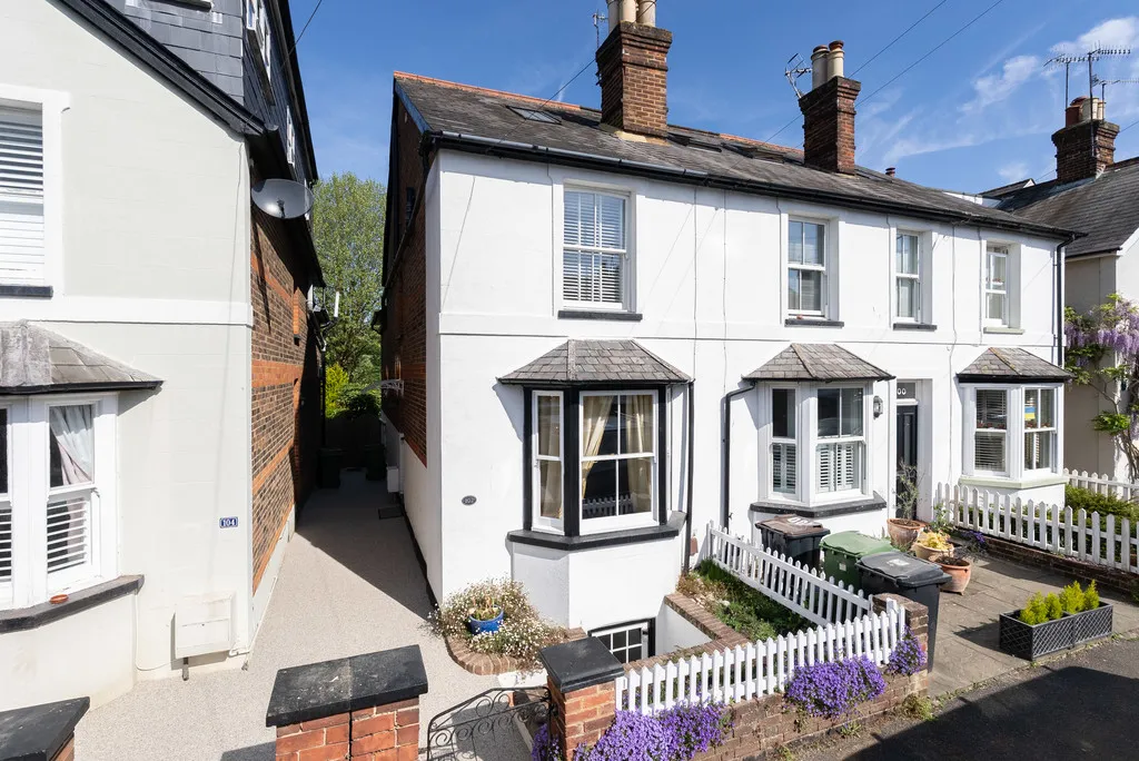 3 bed house for sale, Rothes Road, Dorking, RH4