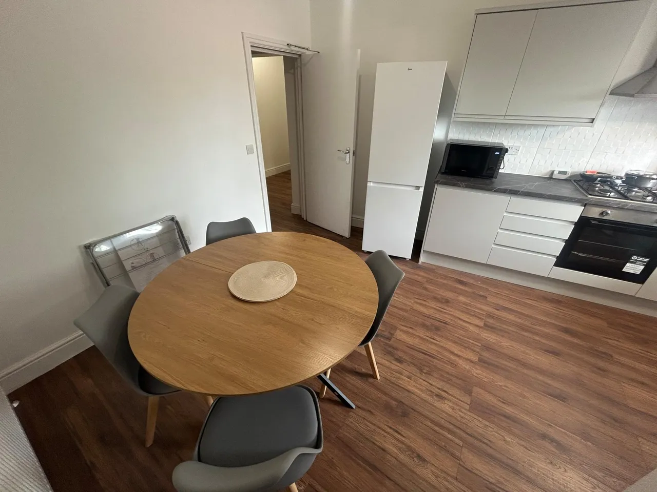 Rosliston Road, Room, DE15, photo 7