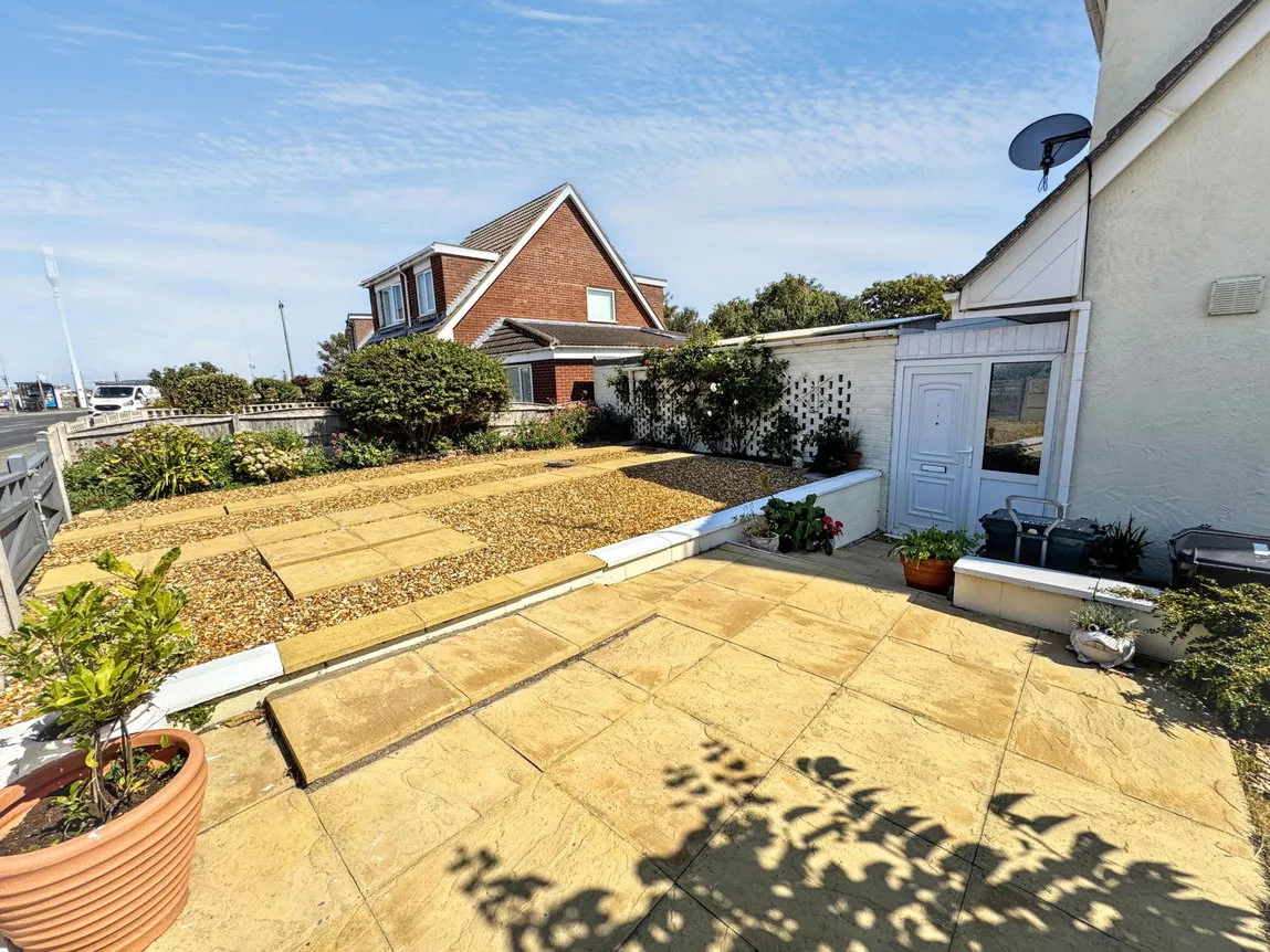 Bodelwyddan Avenue, Kinmel Bay, Conwy, LL18 5BW, photo 20