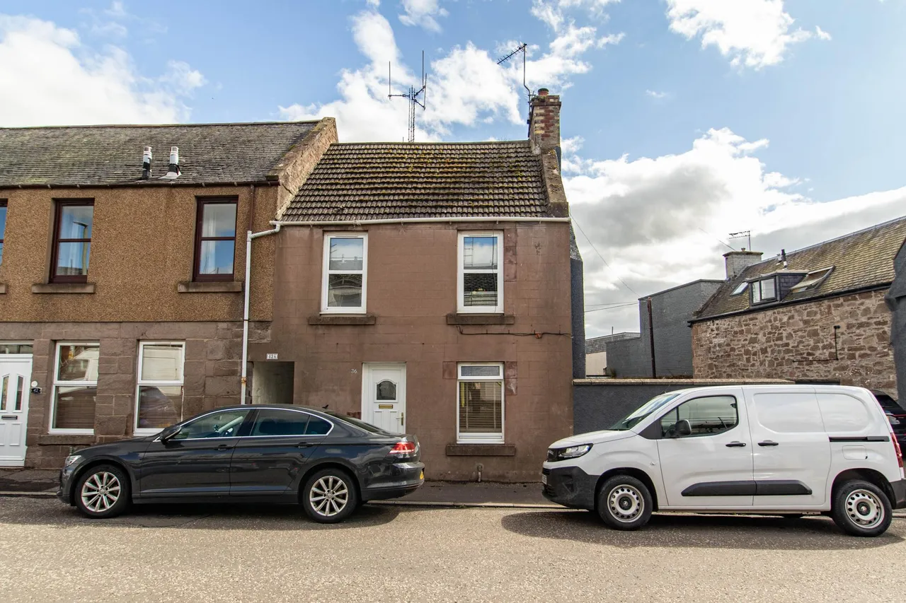 1 bed house for sale, Market Street, Brechin, DD9