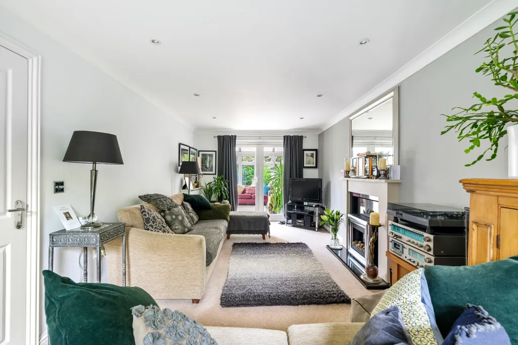 Raven's View, Witham St. Hughs, LN6, photo 3