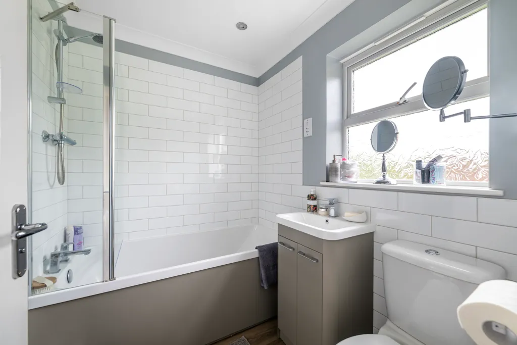 Raven's View, Witham St. Hughs, LN6, photo 19