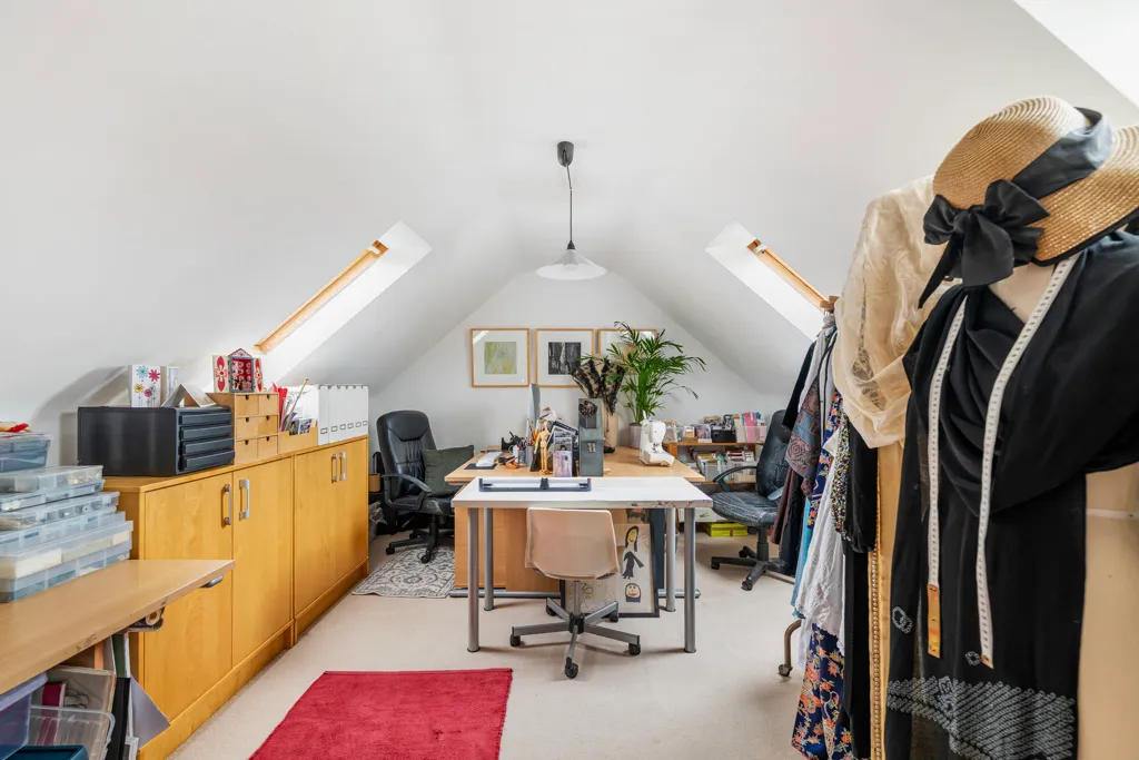 Raven's View, Witham St. Hughs, LN6, photo 18