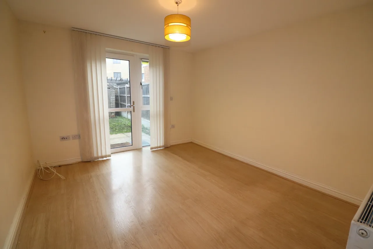 Draper Close, Grays, photo 4