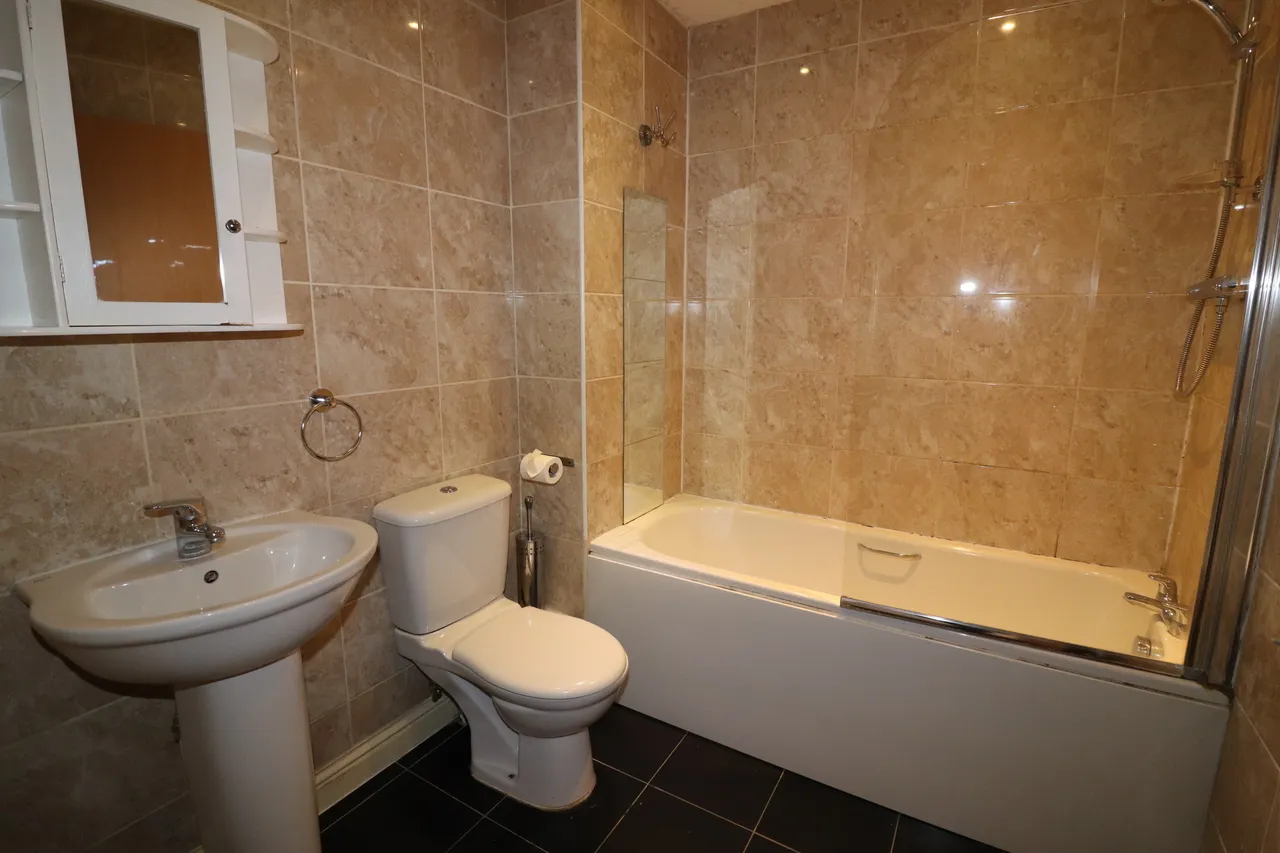 Draper Close, Grays, photo 9
