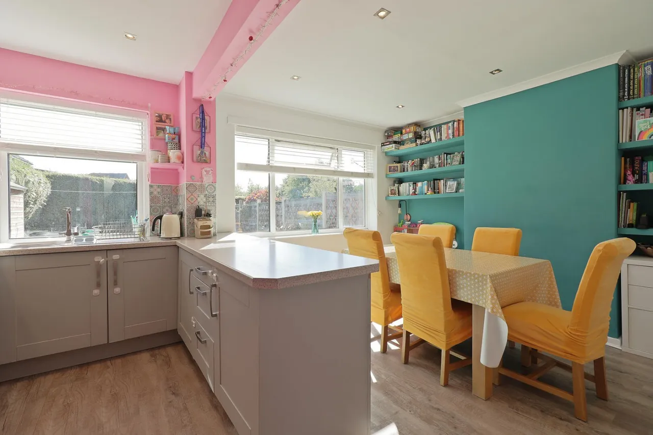 Meadow Head Drive, Meadow Head, S8, photo 9