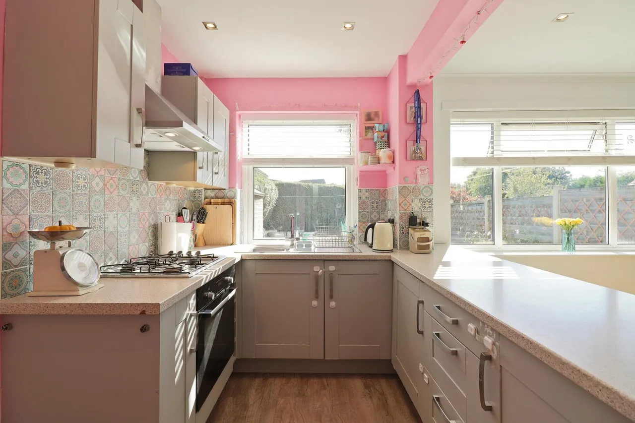 Meadow Head Drive, Meadow Head, S8, photo 3