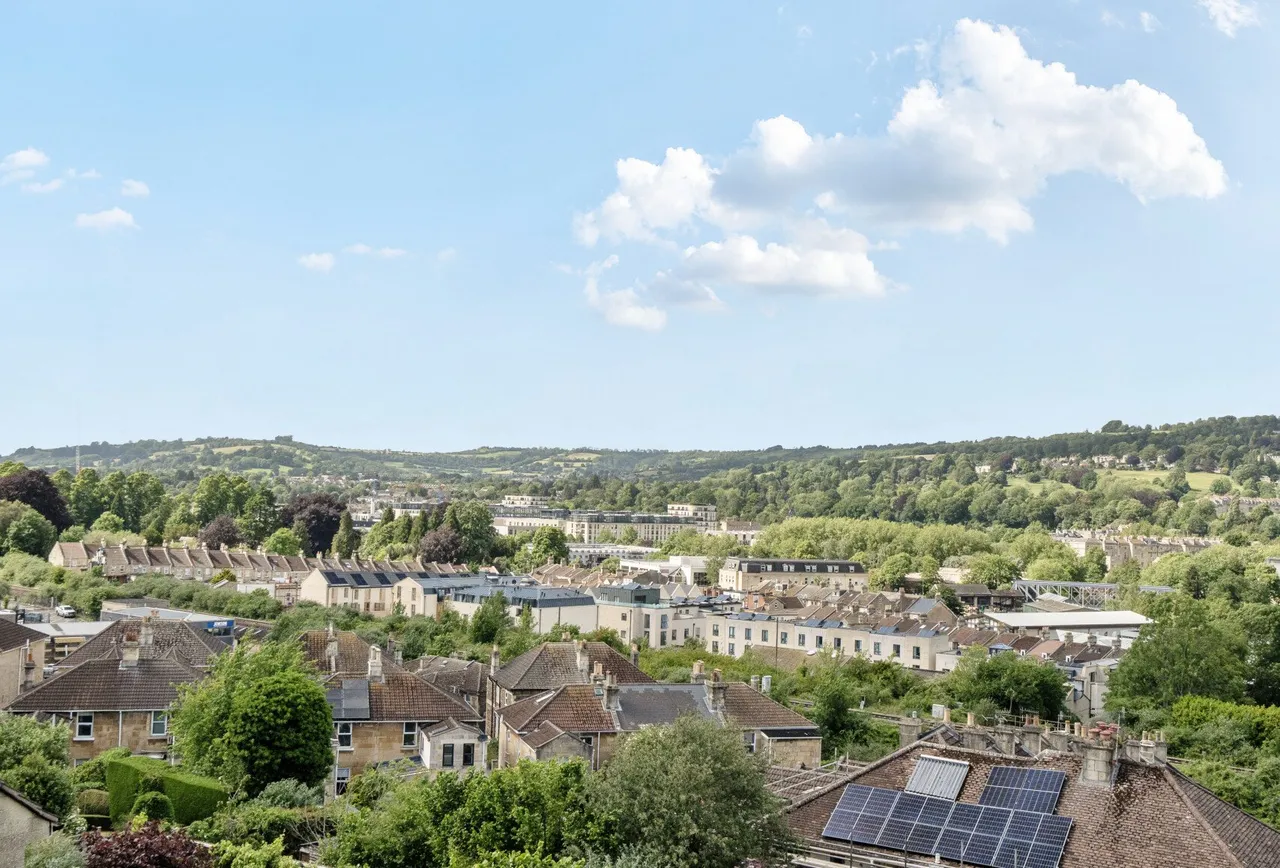 2 bed flat for sale — Wells Road, Bath, BA2 3AR