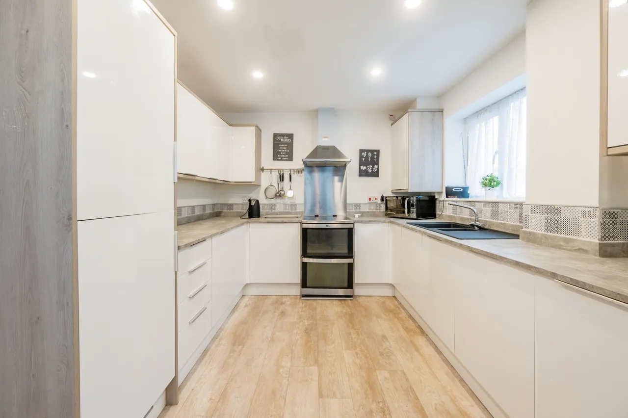 Groveley Lane, Longbridge, B31, photo 5