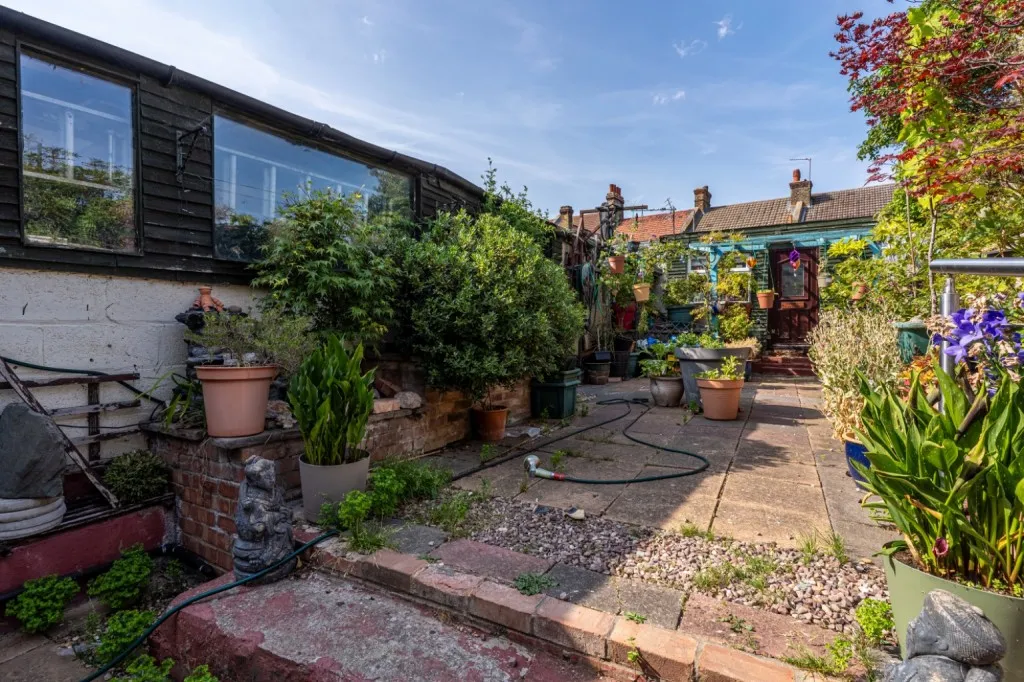 Old Road West, Gravesend, DA11, photo 24
