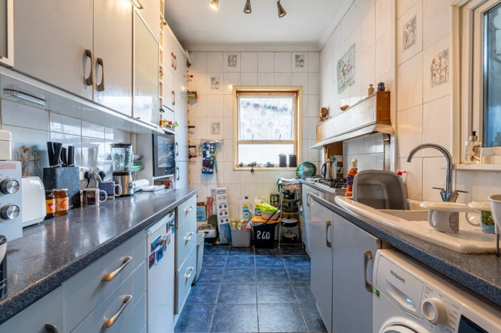 Old Road West, Gravesend, DA11, photo 16