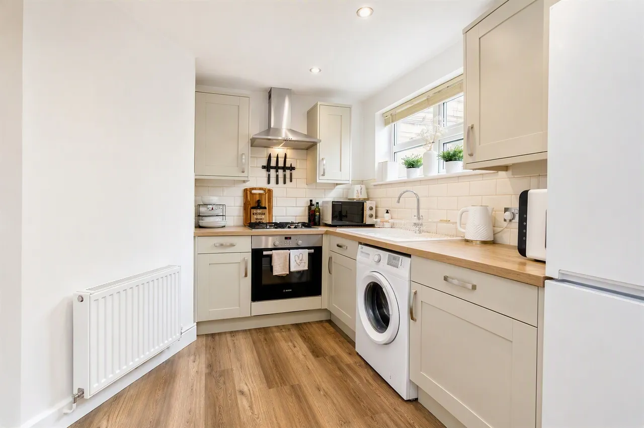 Church Road, Ferndown, photo 4