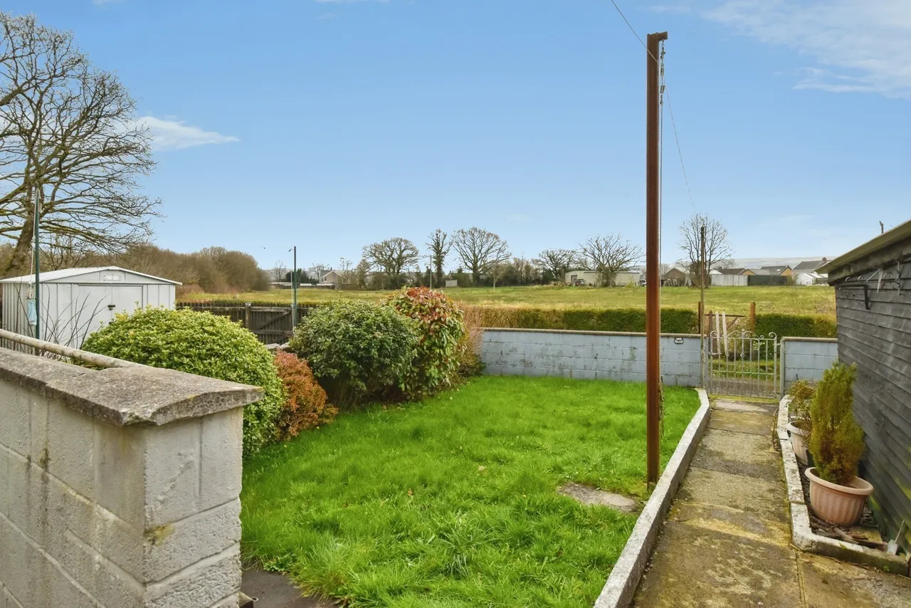 Lon Y Gruglas, Ammanford, SA18, photo 15