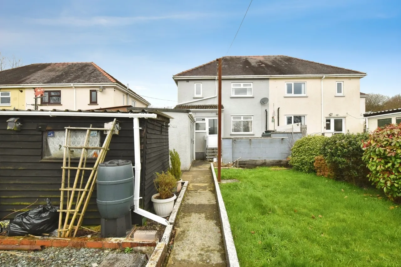 Lon Y Gruglas, Ammanford, SA18, photo 20