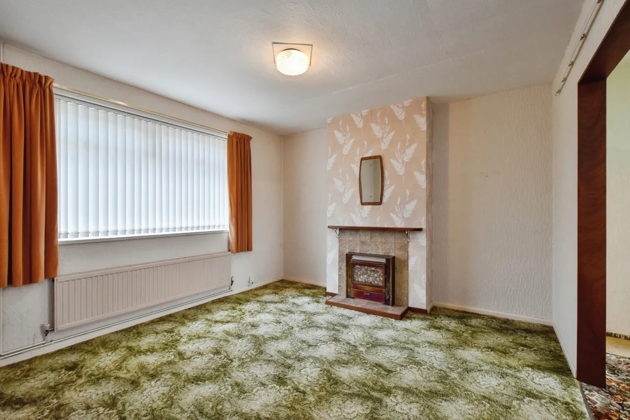 Lon Y Gruglas, Ammanford, SA18, photo 3