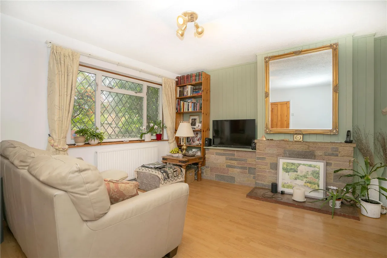Clifford Road, Richmond, TW10, photo 2
