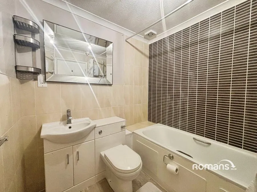 Birinus Close, High Wycombe, HP12, photo 8