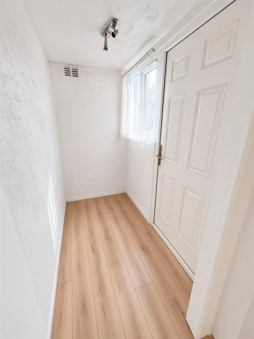 Ollerton Road, Handforth, SK9, photo 14