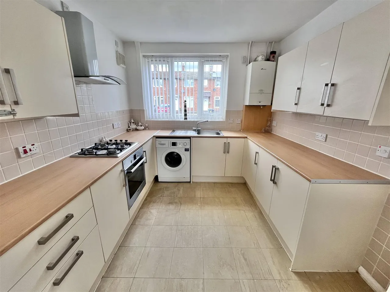 Ollerton Road, Handforth, SK9, photo 3