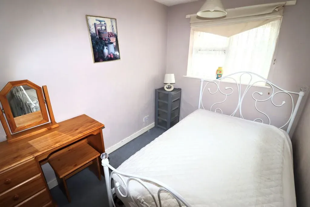 Whaddon Way, Bletchley, Milton Keynes, Buckinghamshire, MK3 7DG, photo 6