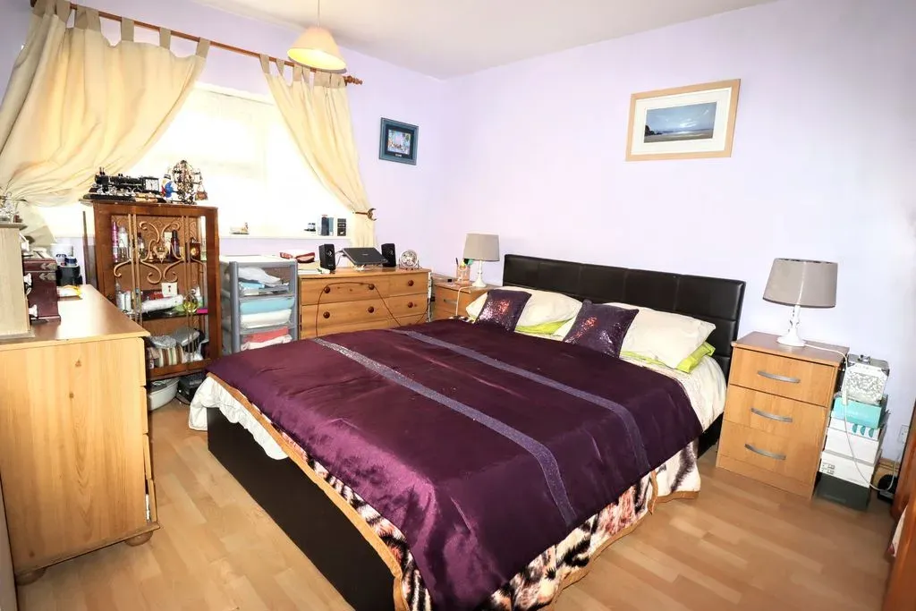 Whaddon Way, Bletchley, Milton Keynes, Buckinghamshire, MK3 7DG, photo 9