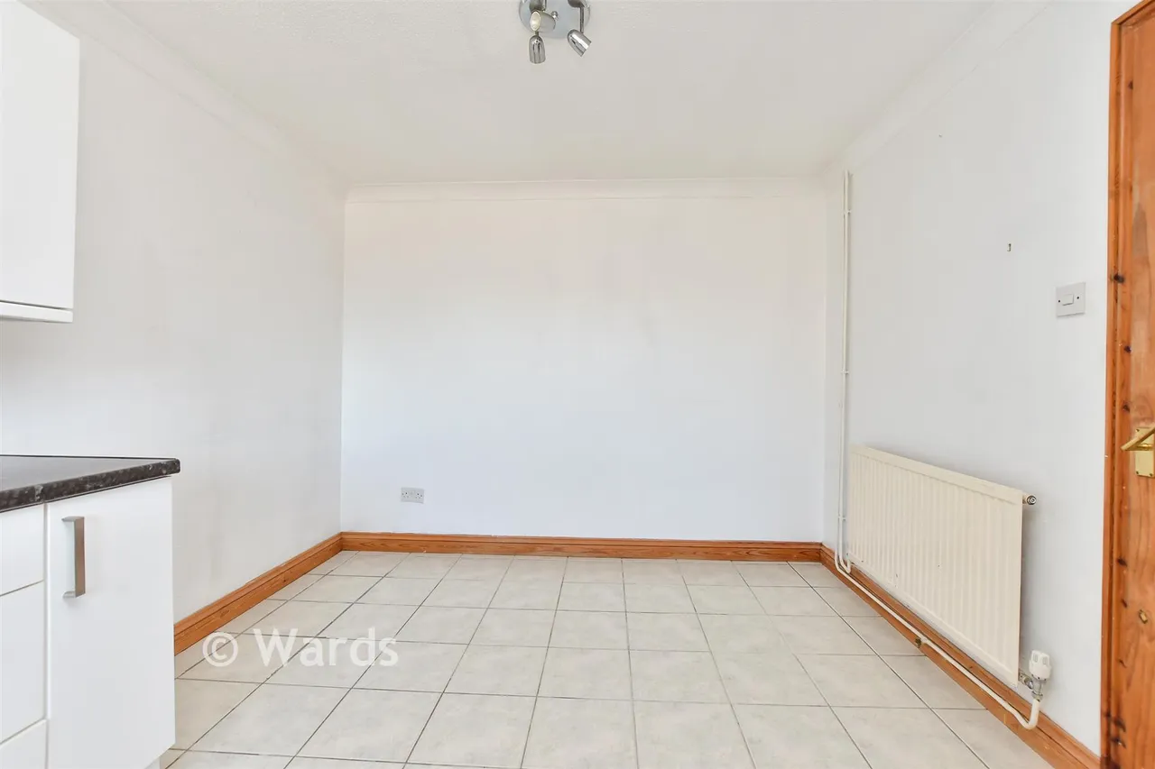 Sanders Court, Minster-On-Sea, ME12, photo 6