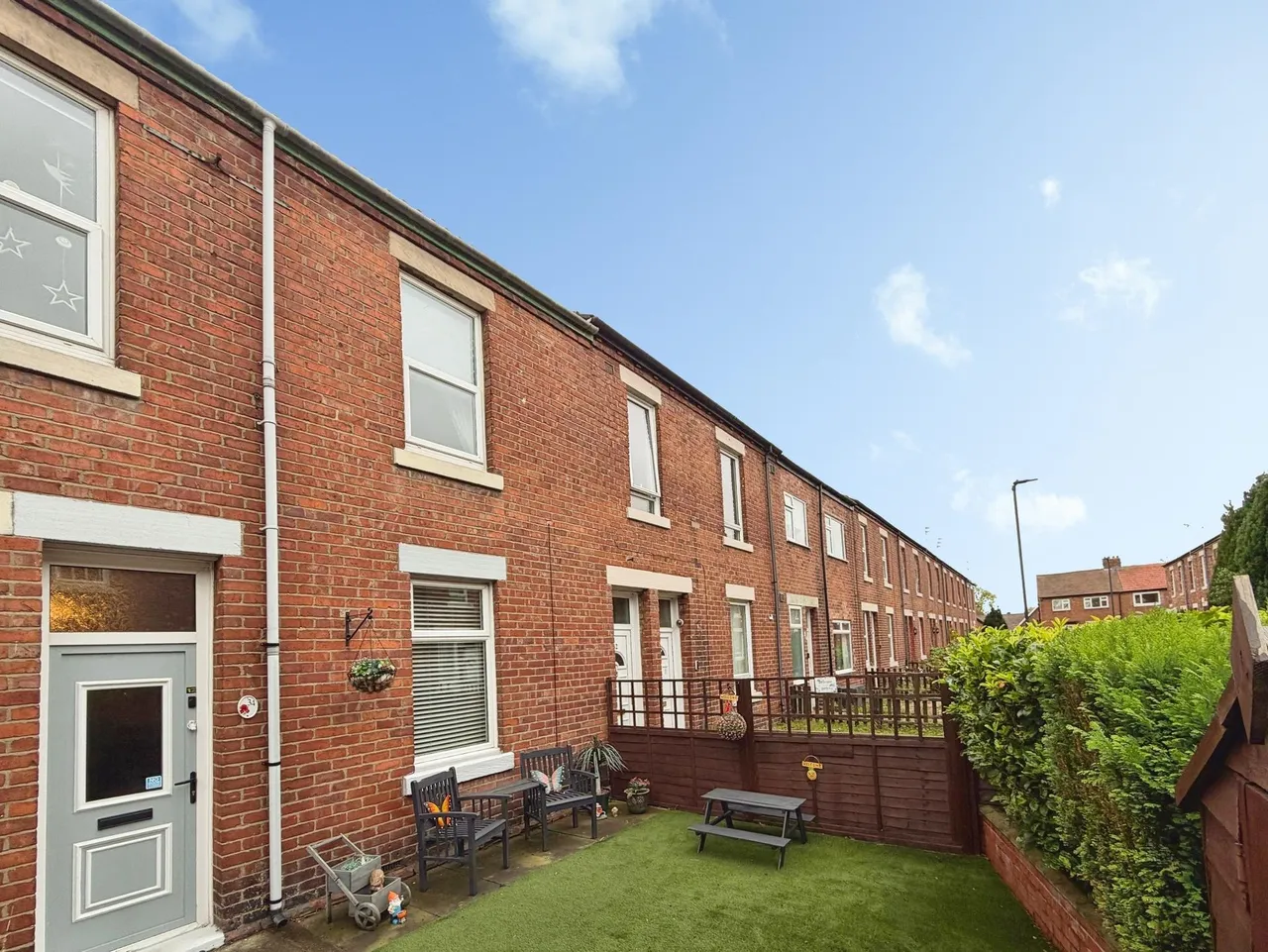 2 bed flat for sale, Oswin Avenue, Forest Hall, NE12