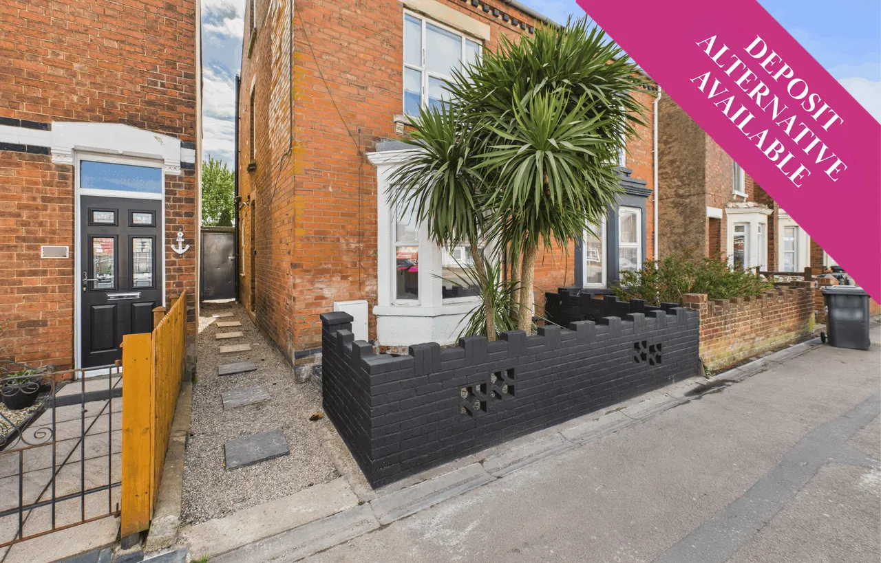 1 bed property to rent — Room 4, 105 Bristol Road, Gloucester, GL1 5SW