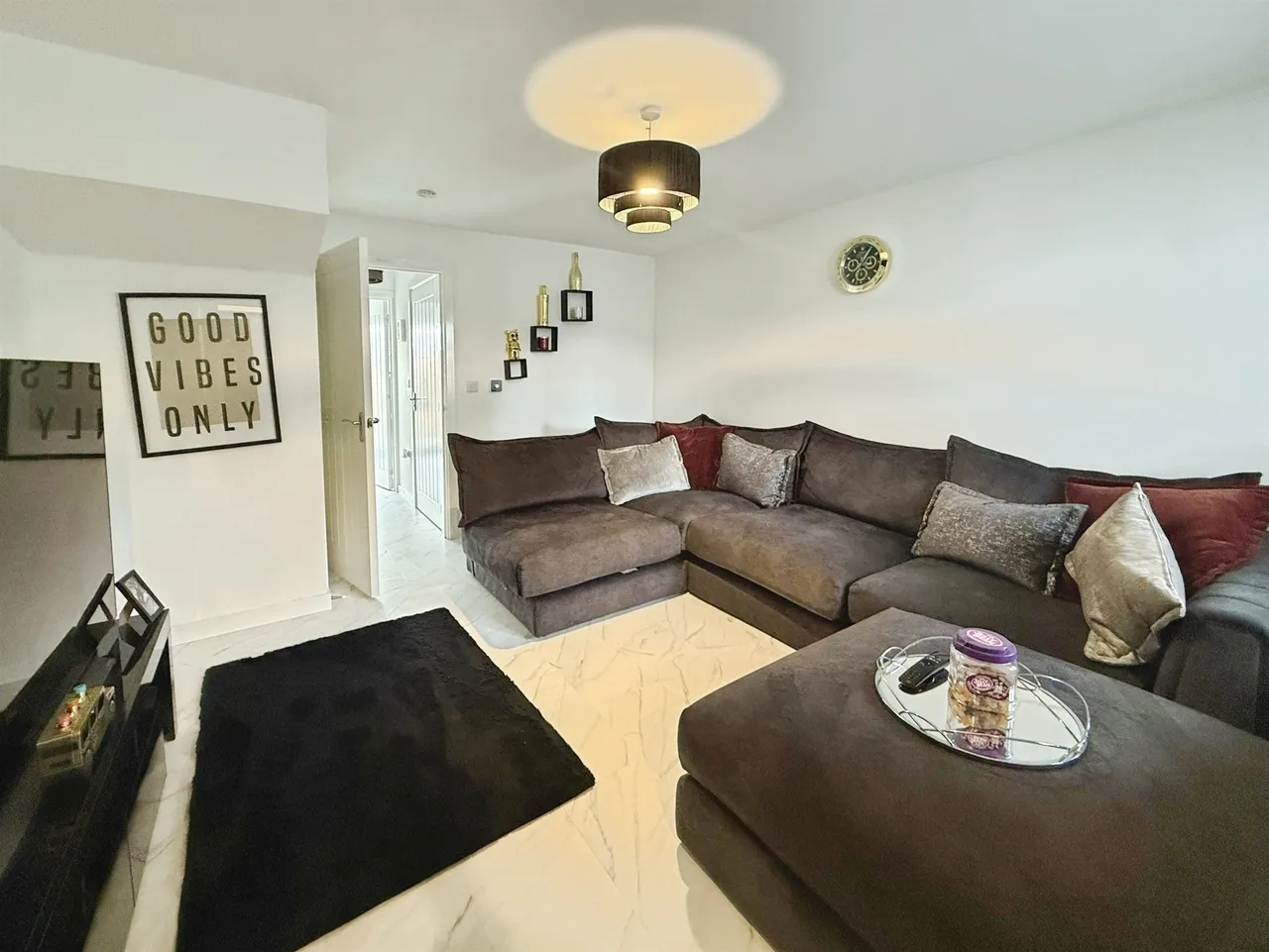 Grayling Avenue, Swindon, SN3, photo 3
