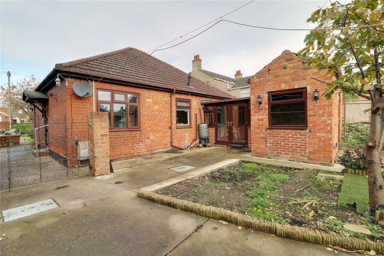 The Bungalow Howe Lane, Goxhill, DN19, photo 13
