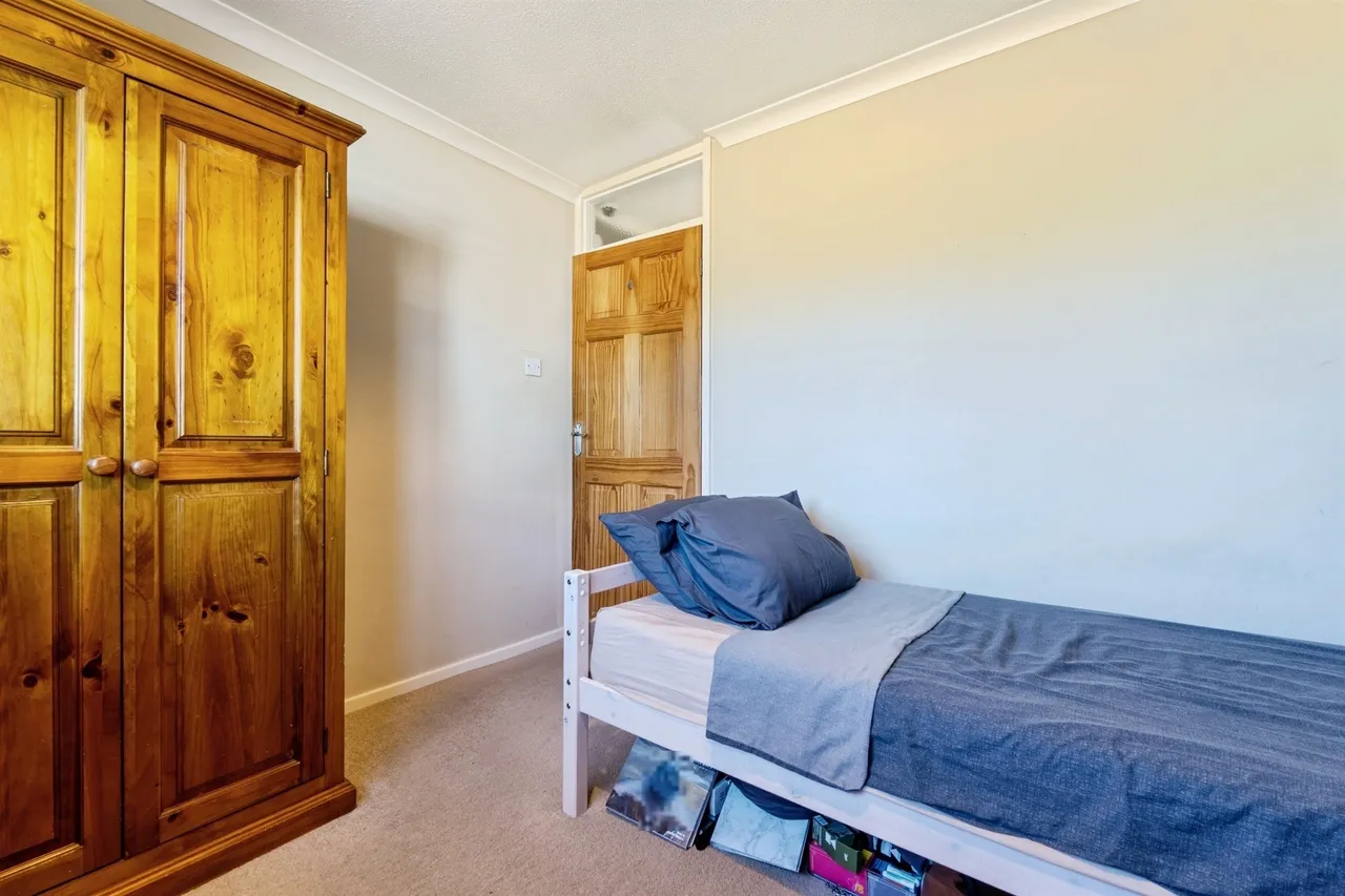 Acacia Avenue, Ashill, photo 12