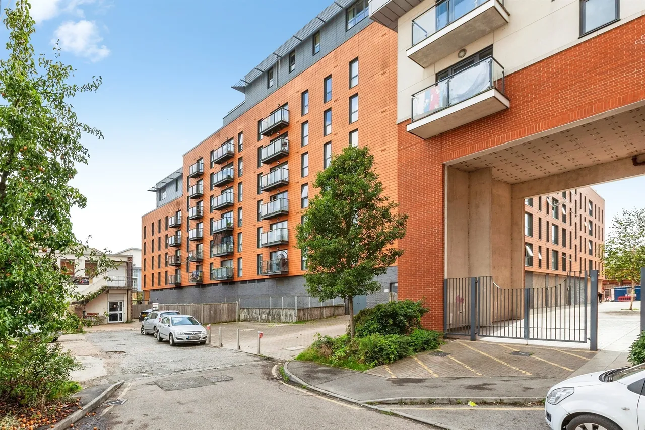 Railway Terrace, Slough, SL2, photo 10