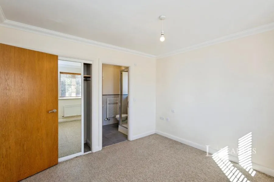 Trafalgar Rise, Clanfield, PO8, photo 10