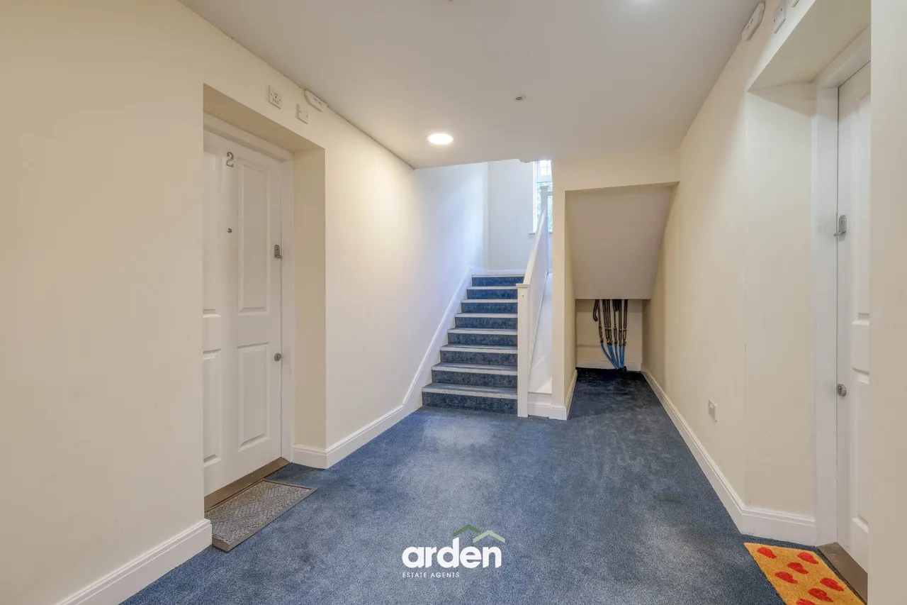 Alder Carr Close, B98, photo 10