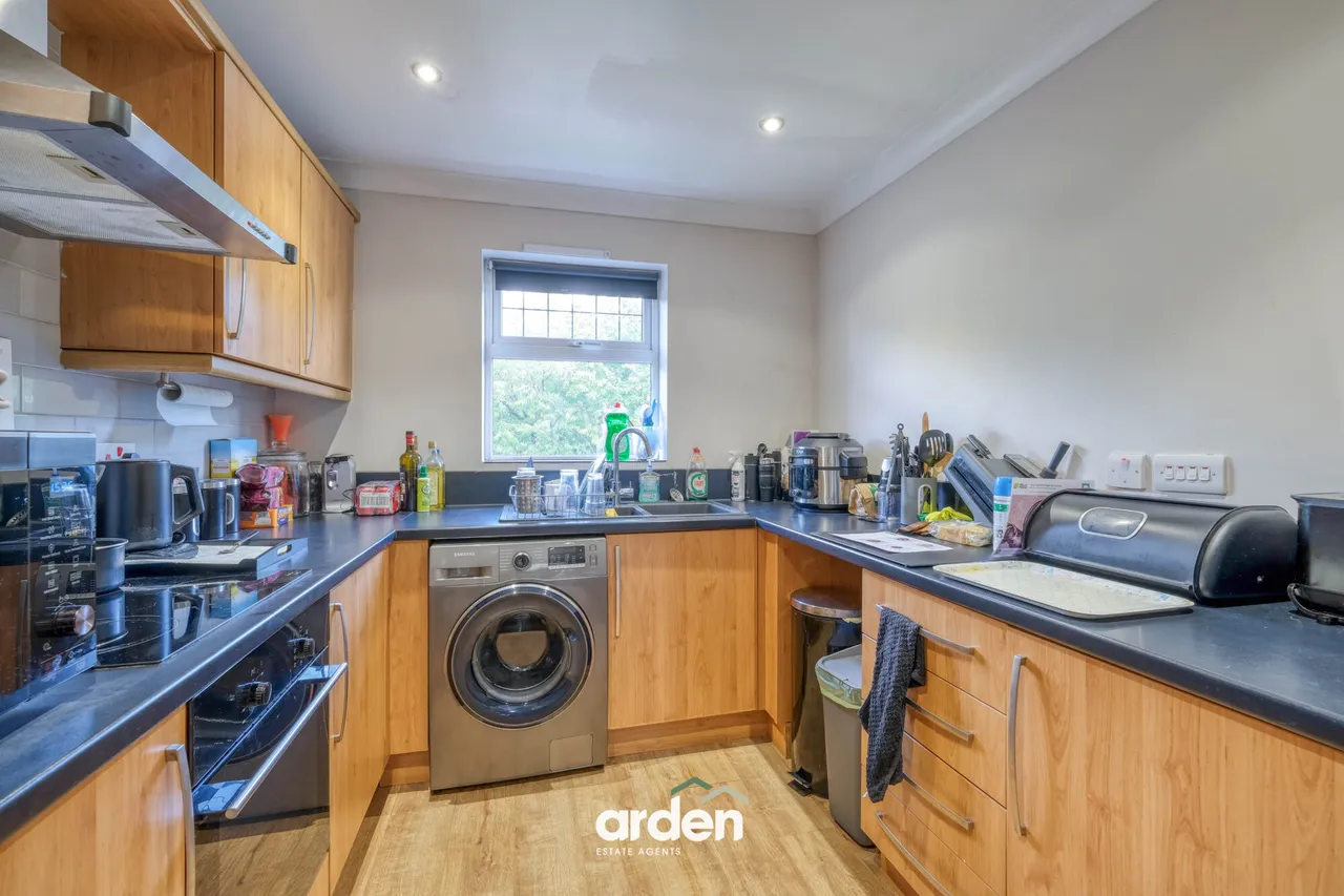 Alder Carr Close, B98, photo 4