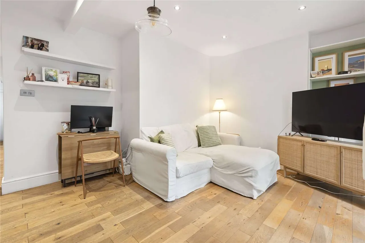 Oberstein Road, London, SW11 2AE, photo 5
