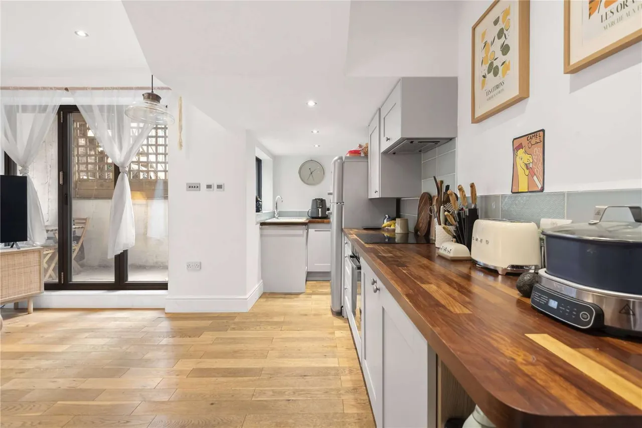 Oberstein Road, London, SW11 2AE, photo 4
