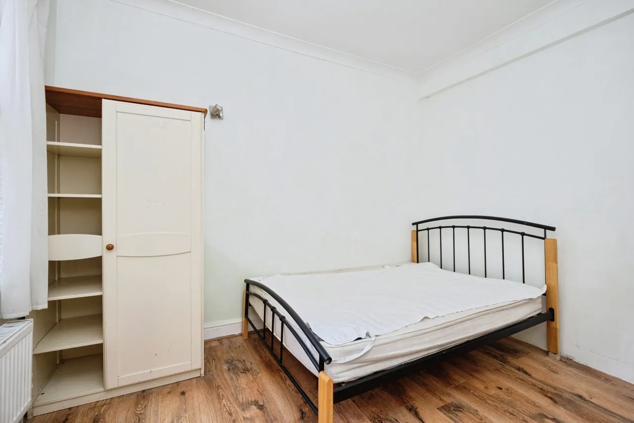 Dunmow Road, London, E15, photo 14