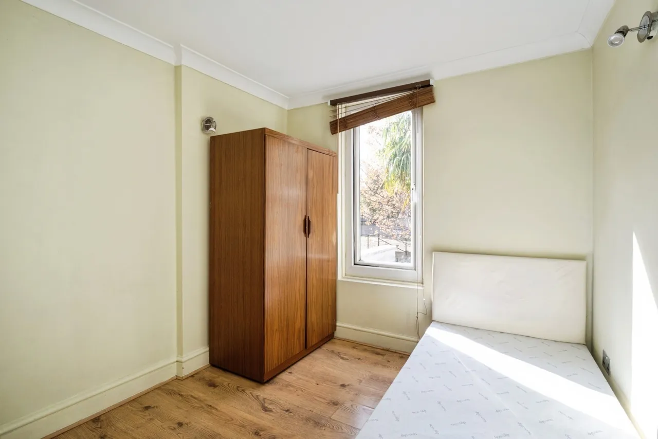 Dunmow Road, London, E15, photo 15