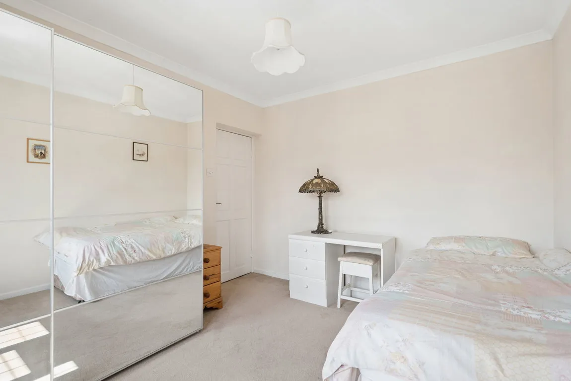 Murray Crescent, Pinner, HA5, photo 17