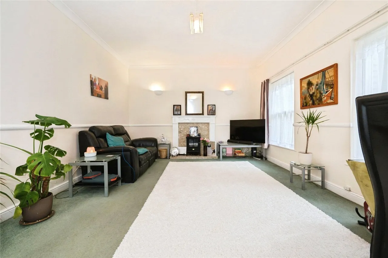 Midanbury Lane, Southampton, SO18, photo 2