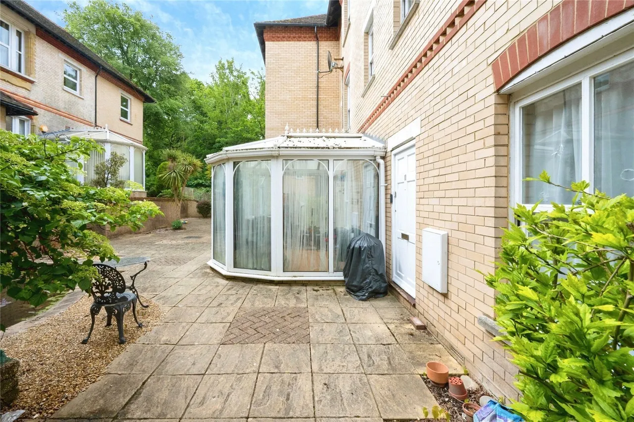 Midanbury Lane, Southampton, SO18, photo 4