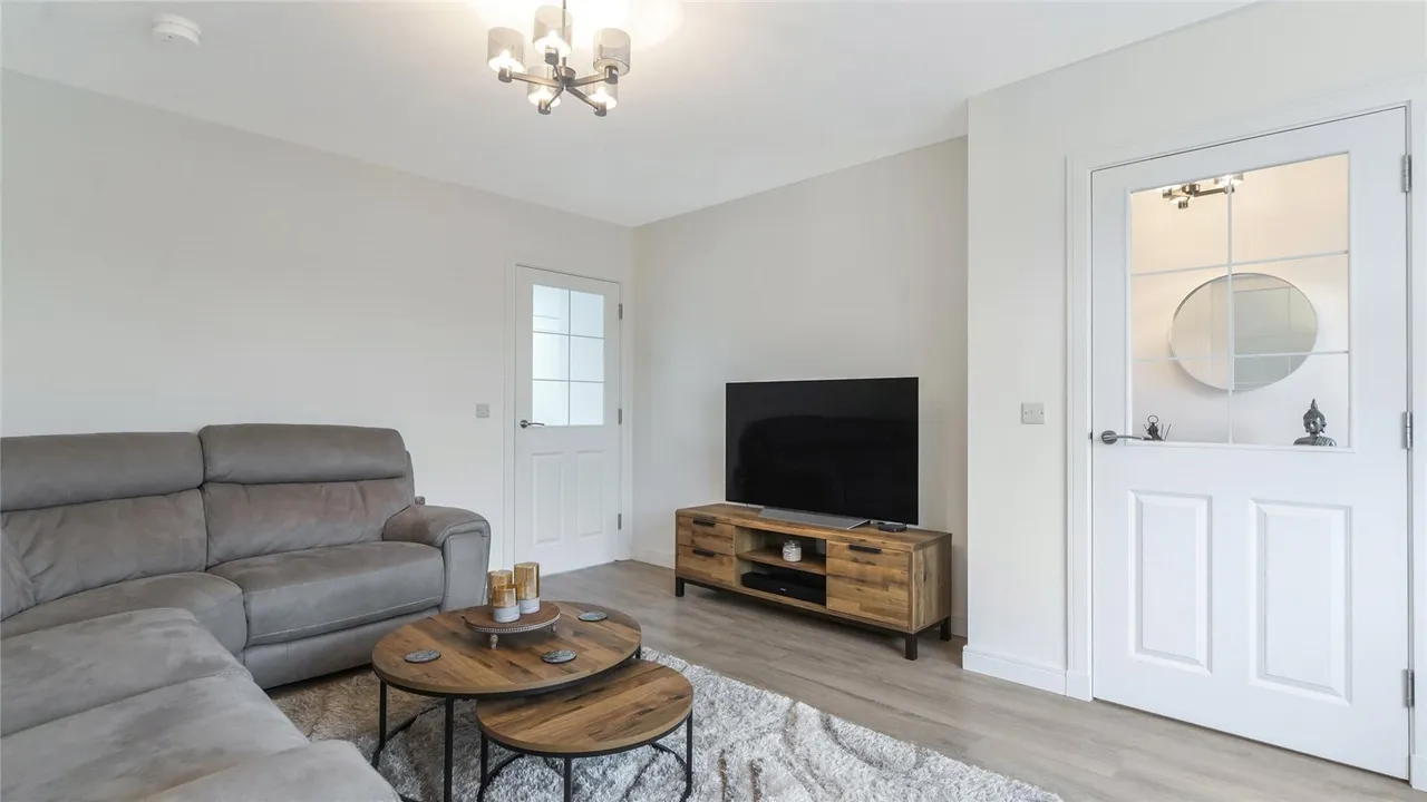 Warbler Court, ALLOA, Clackmannanshire, FK10, photo 5