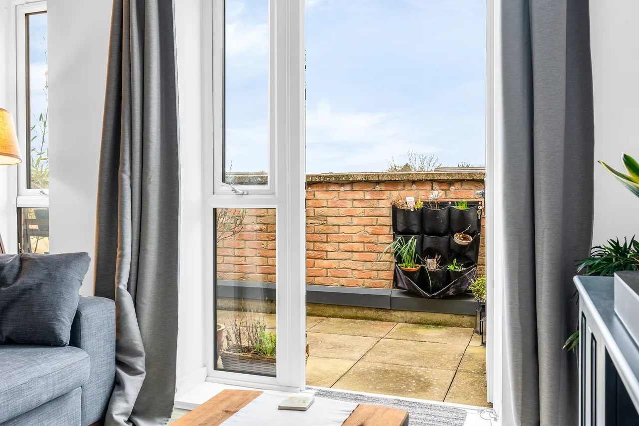 Cowper Close, Ware, SG12, photo 5