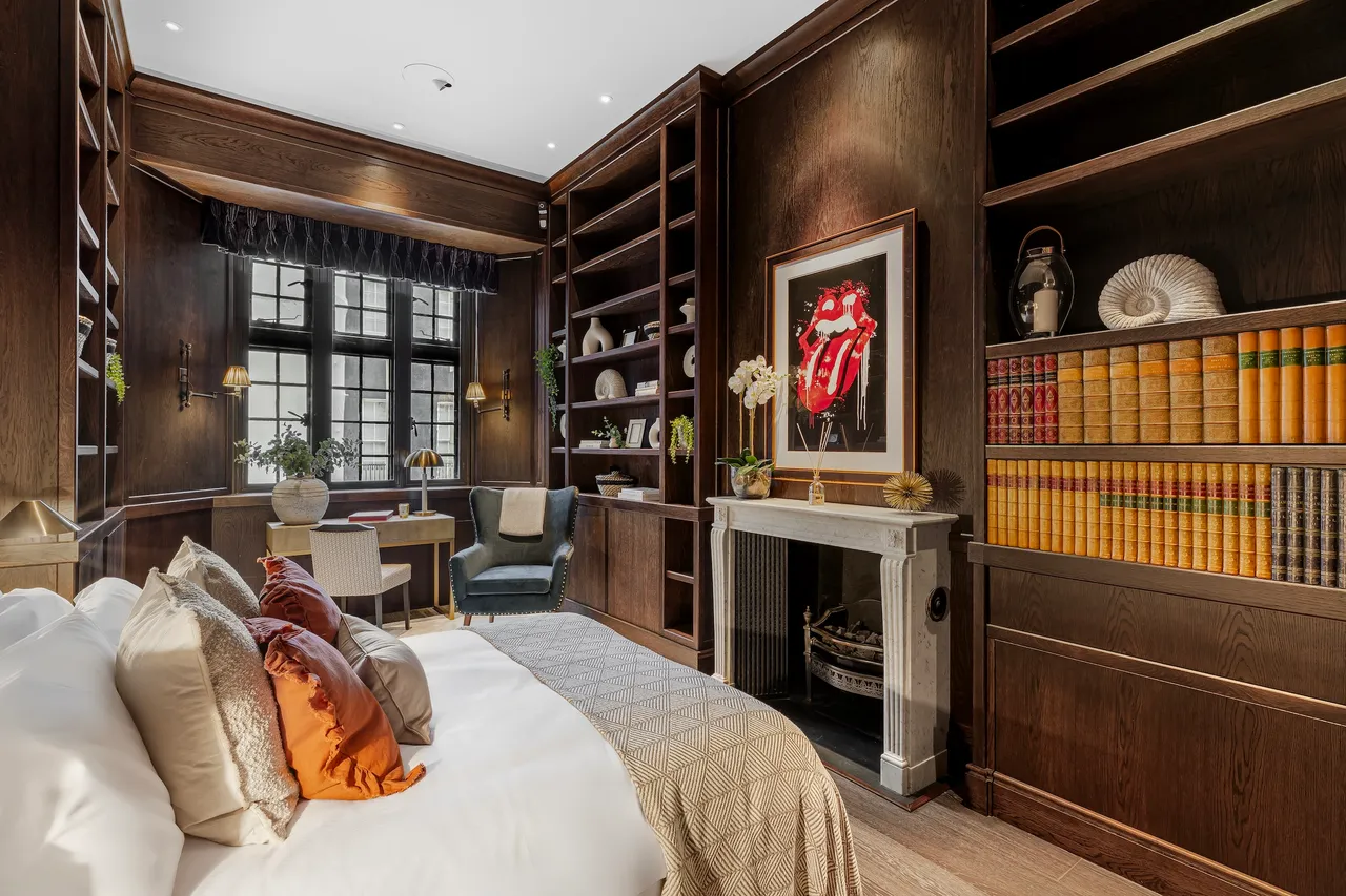 Charles Street, Mayfair, London, photo 6