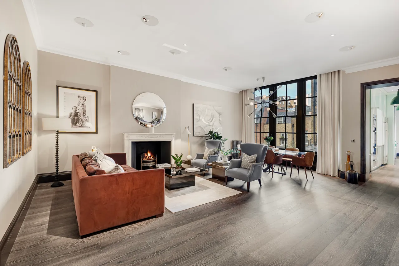 2 bed flat for sale — Charles Street, Mayfair, London