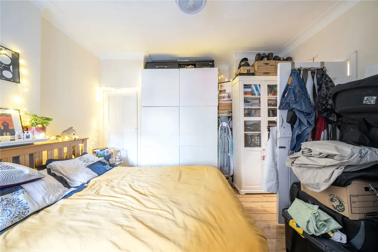 Pitshanger Lane, Ealing, W5, photo 9