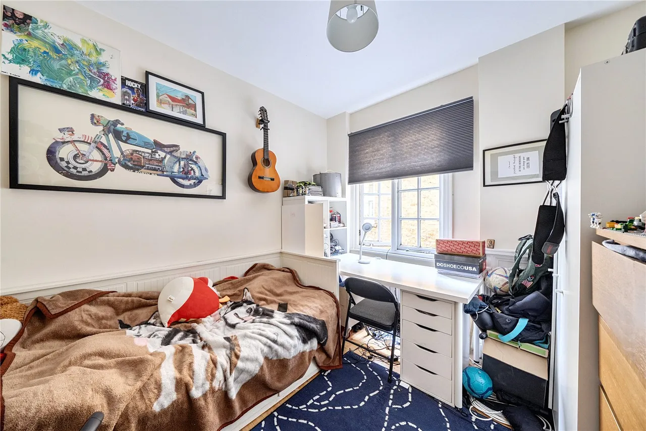 Pitshanger Lane, Ealing, W5, photo 11