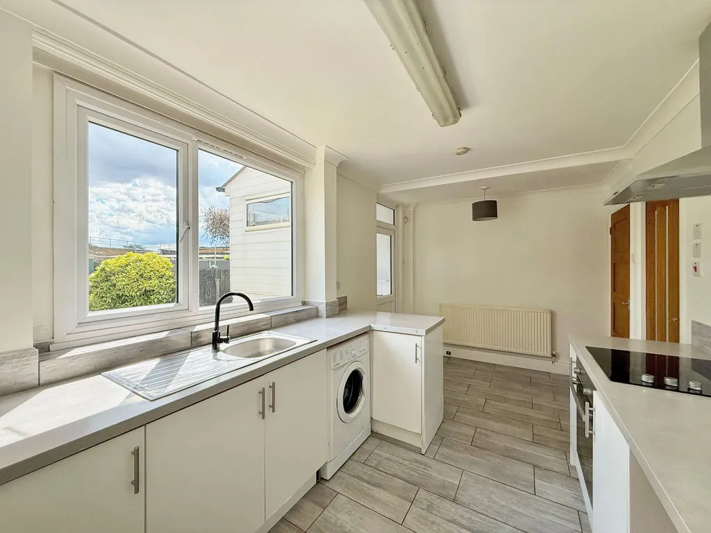 Arisdale Avenue, South Ockendon, RM15, photo 9
