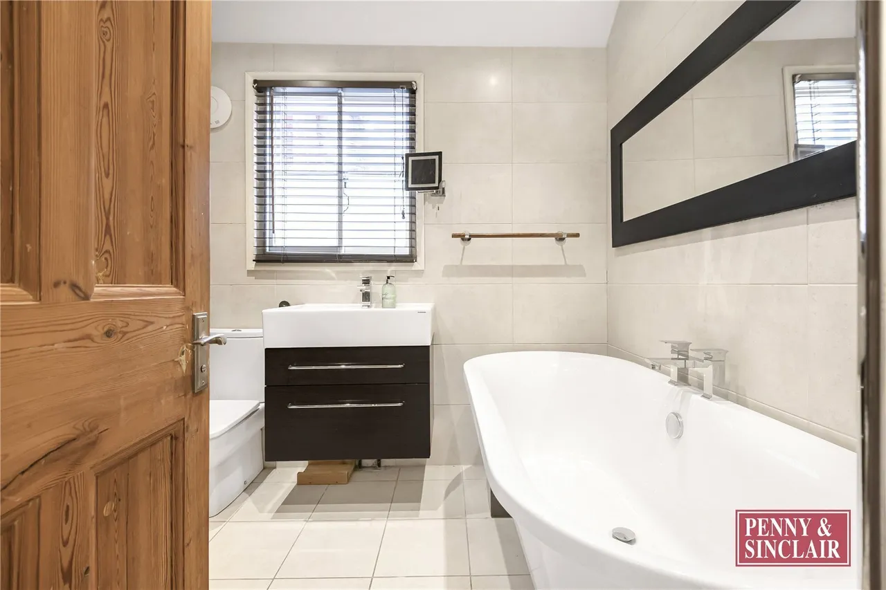 St. Andrews Road, Henley-on-Thames, RG9, photo 22